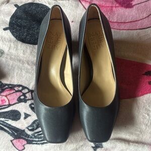 Naturalizer Black Square-Toe Heels